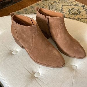 NWOT Lucky Brand Ankle Boot Size 8.5